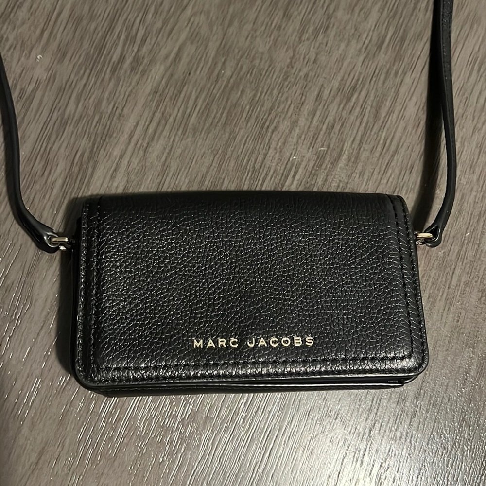 Marc Jacobs Mini Leather Crossbody bag in black